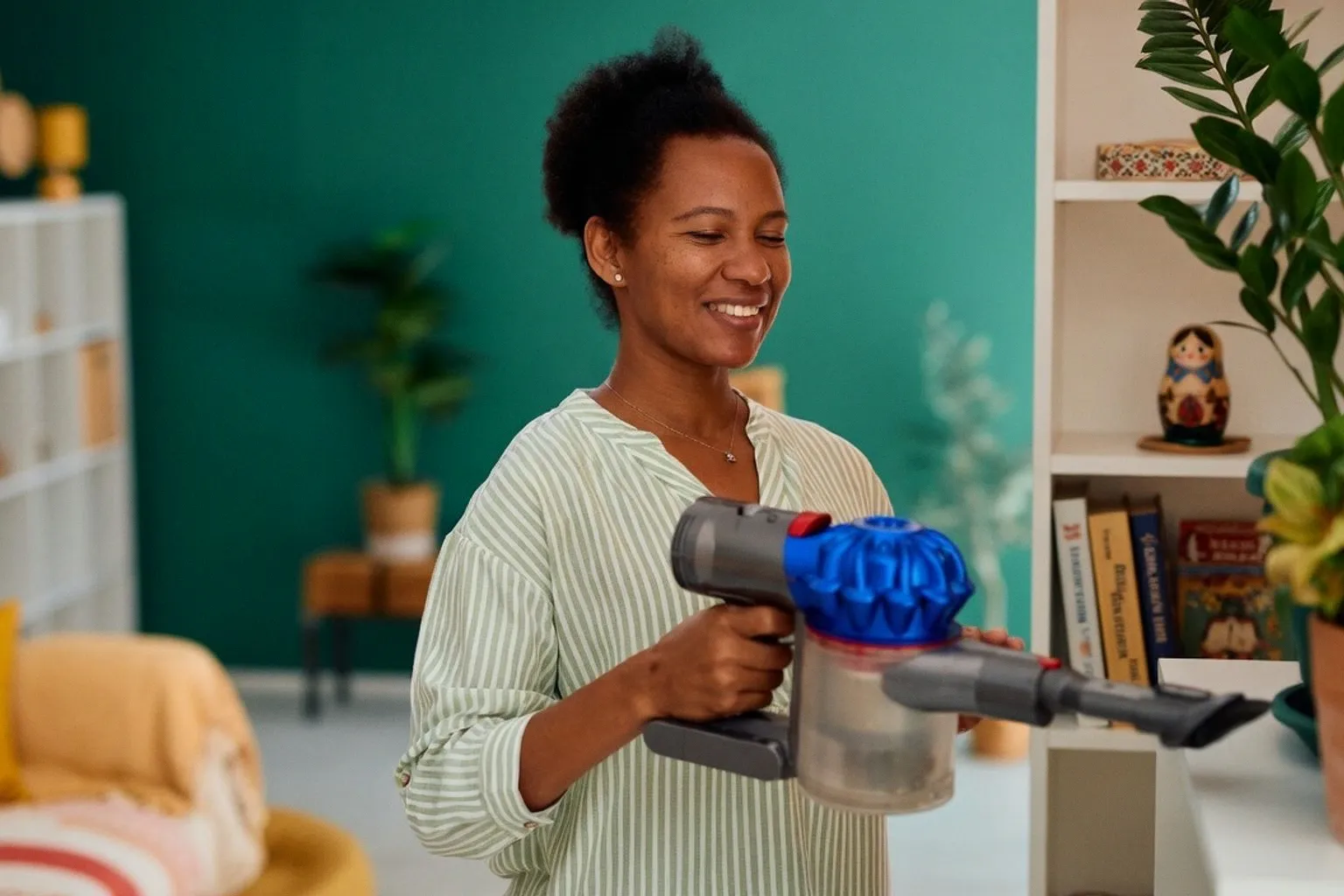 Стоит ли покупать подержанную технику Dyson: скрытые риски и переплата за бренд